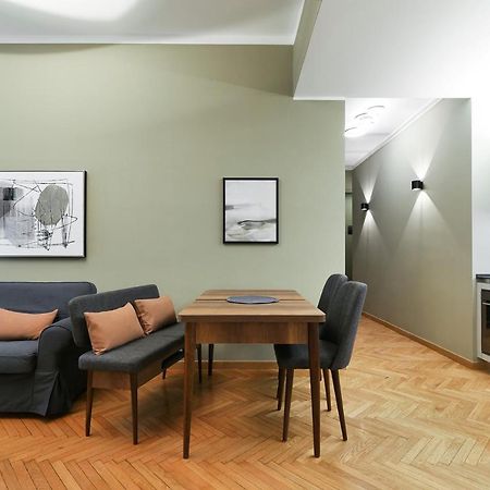 Contempora Apartments - Cavallotti 13 - B21 Мілан Екстер'єр фото